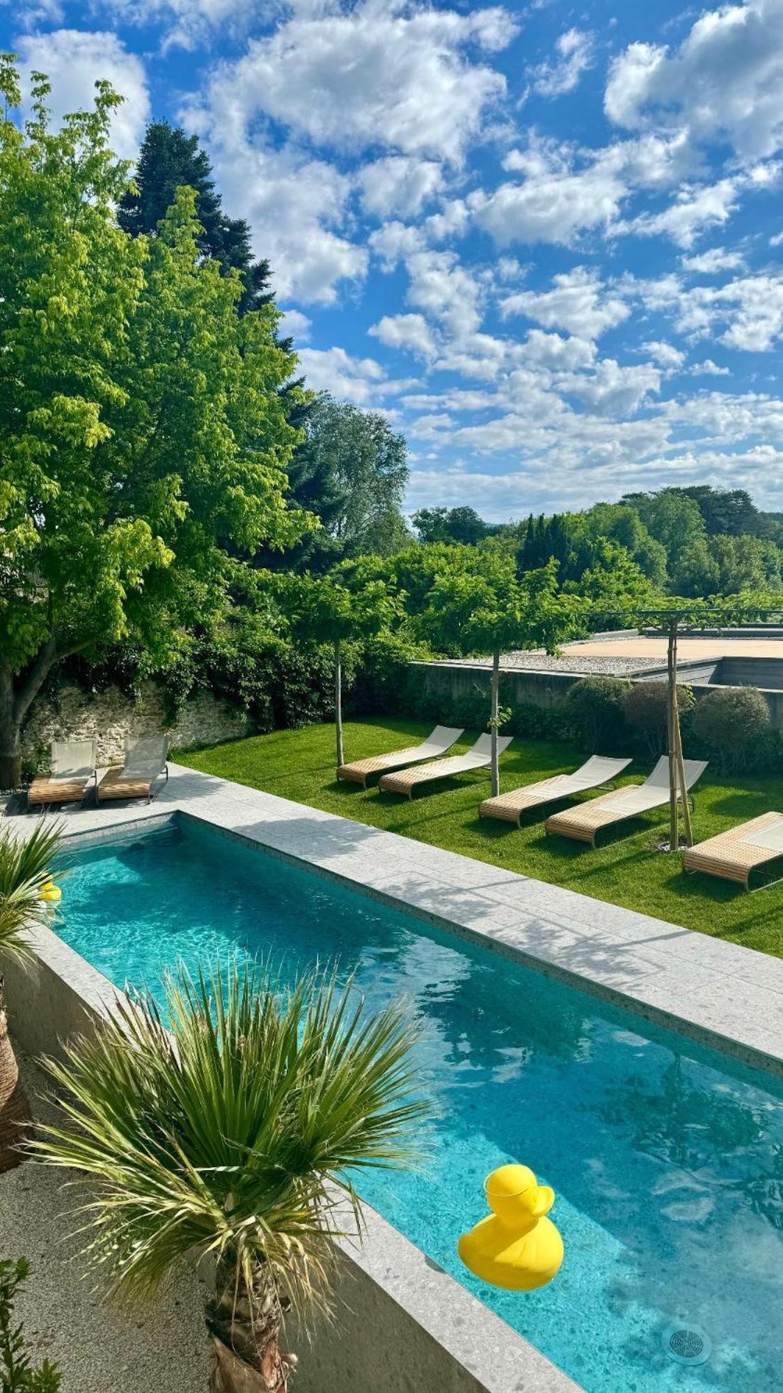 Le Pavillon M, Chambres D'Hotes De Luxe Avec Piscine & Spa Grignan Esterno foto